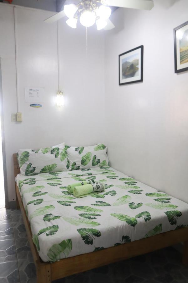 Ice Bear Bar & Tourist Inn Dauis Ngoại thất bức ảnh